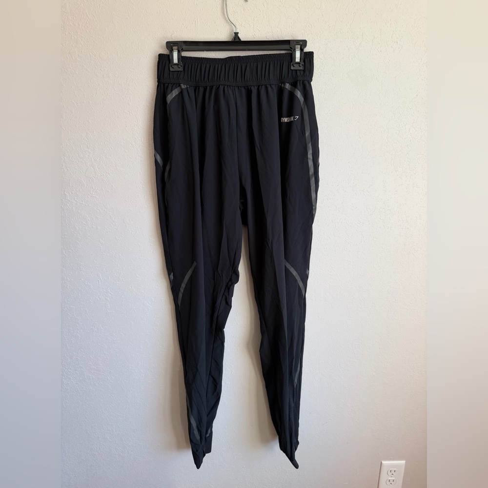 Gymshark Black Studio Jogger Womens M Athletic Swishy Cut Out Classic